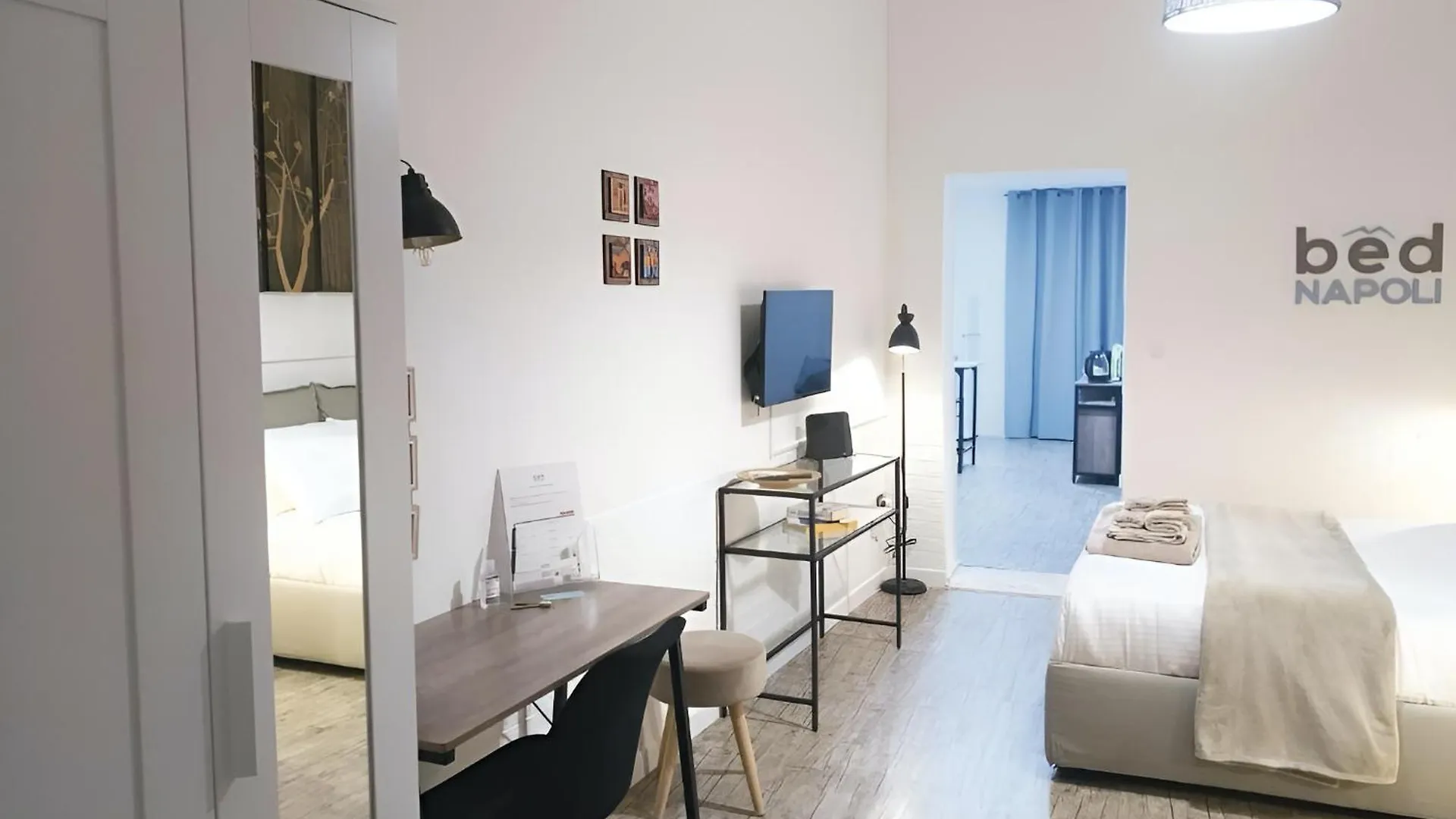 Bed Napoli Bed & Breakfast